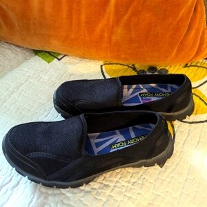 Sketchers casual athletic sneakers walking shoes black comfortable sz 8.5